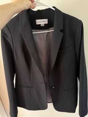 Calvin Klein one botton blazer